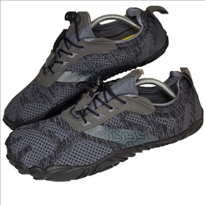 Men's Water Shoes Swim Beach Size 44/ 10 Dark Grey Quick Dry  NWOT